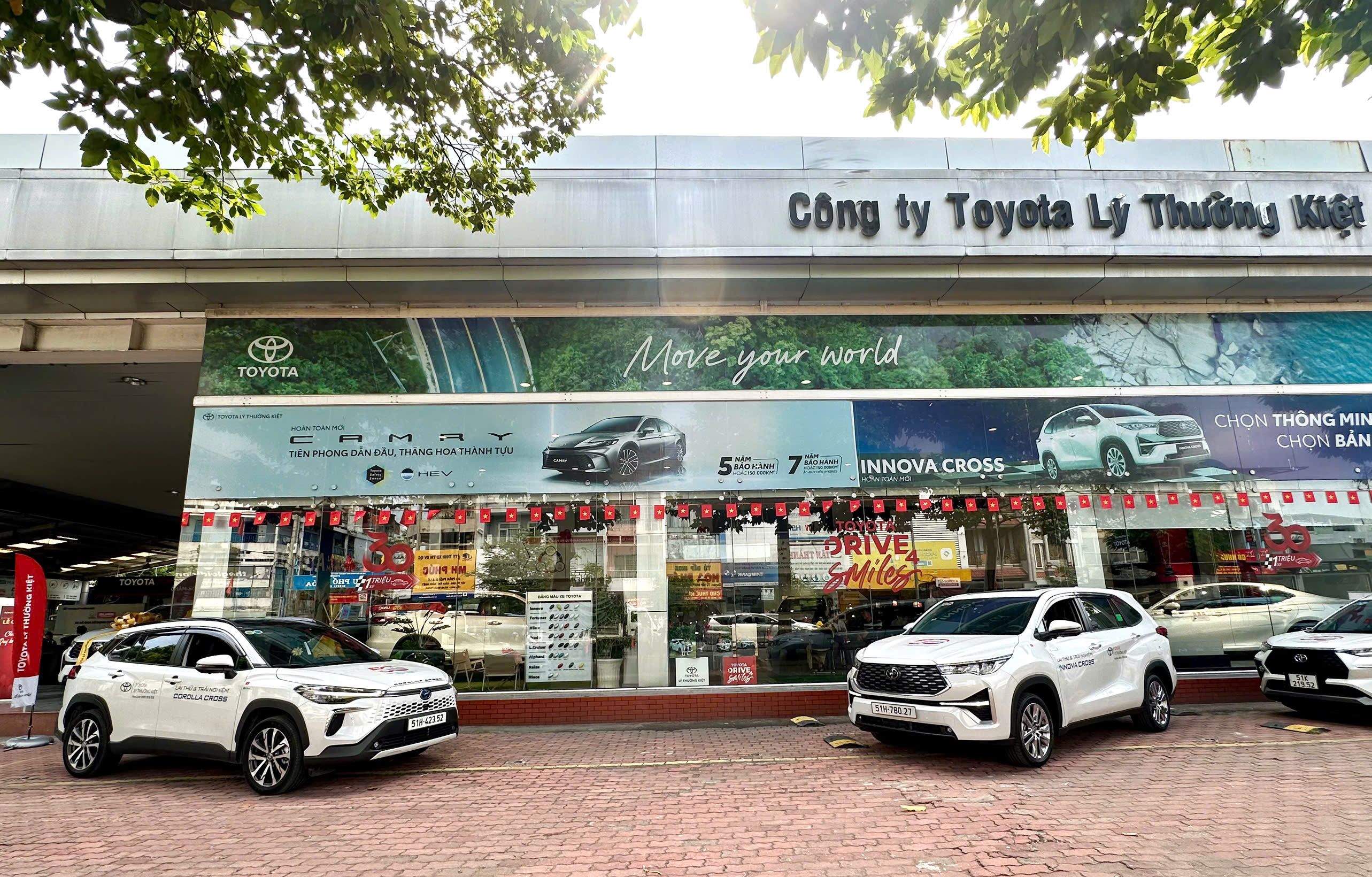 toyota lý thường kiệt - showroom